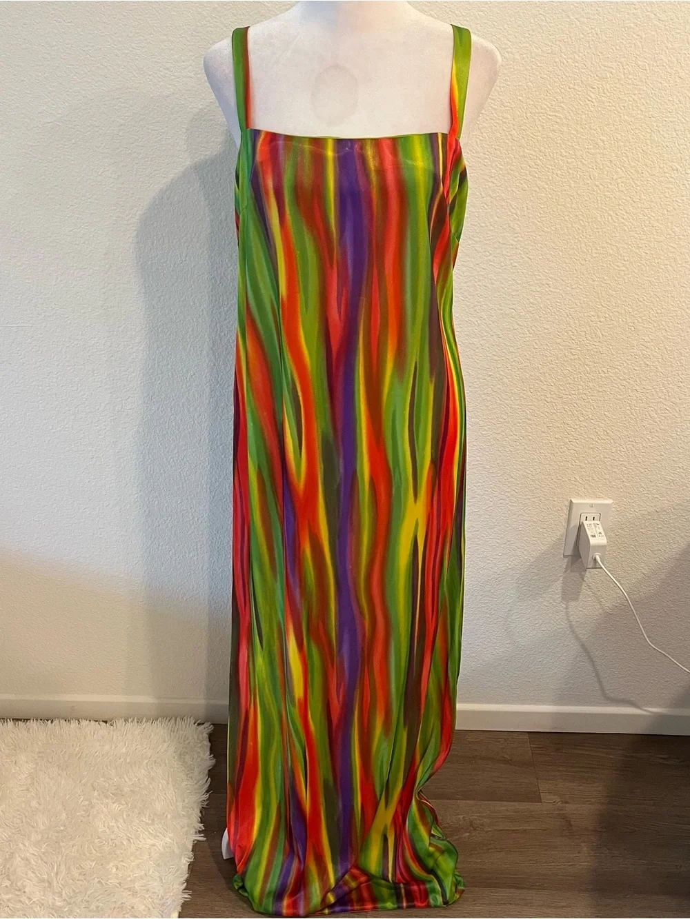 lip silk dress L'AGENCE Akiya Satin Maxi Dress In Taupe/Dark Red Faded Kiss